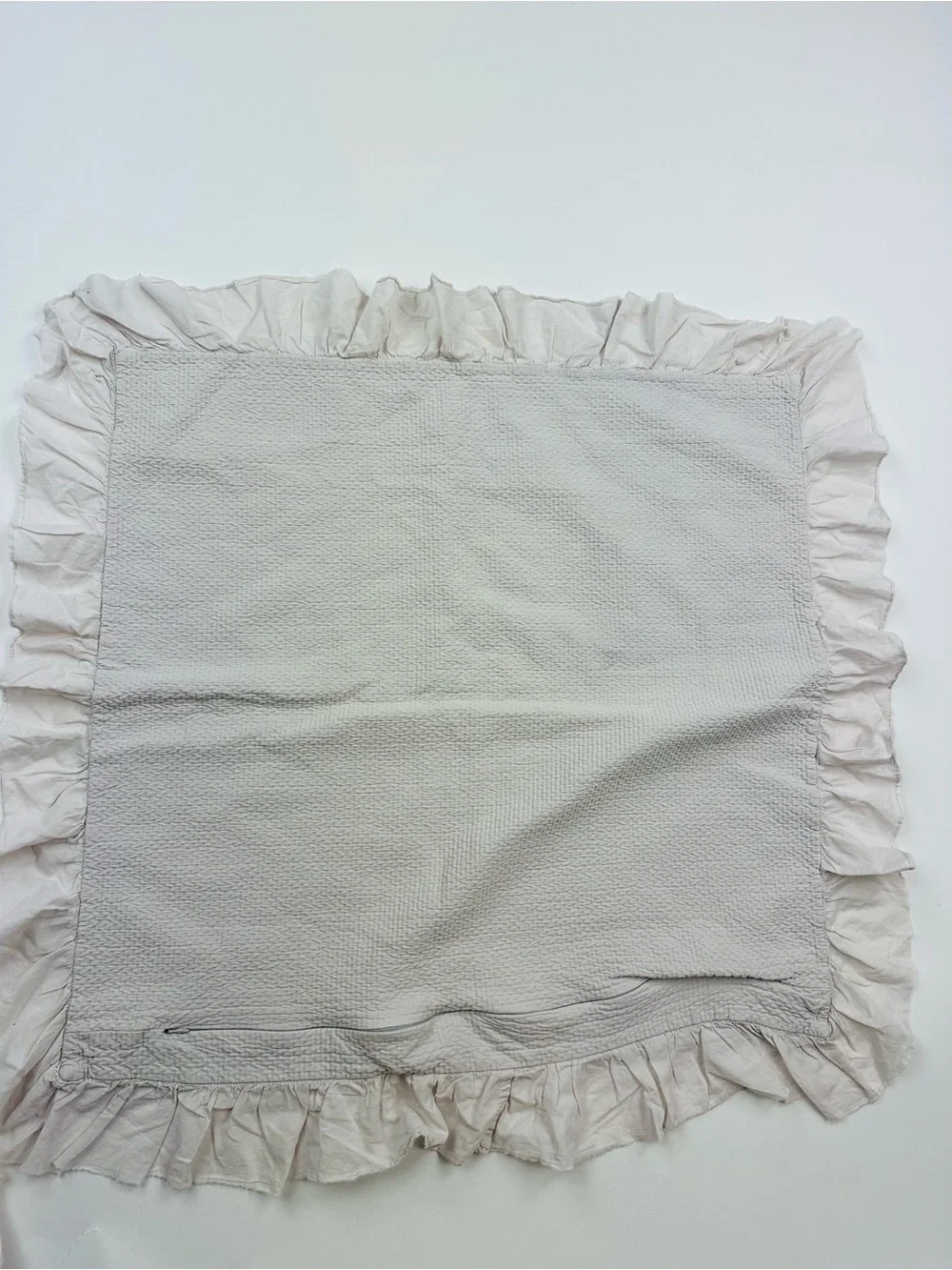 PiuBelle Cotton Textured Ruffle Edge Euro Sham Pillow Case 26 x 26